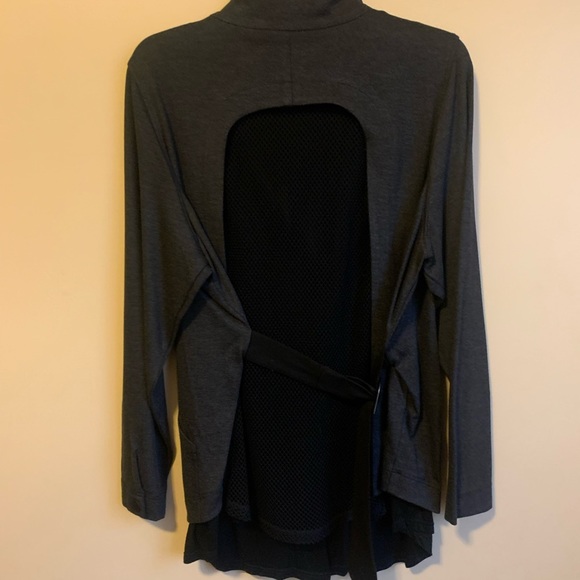 NWT , CABI jacket ,  size L - Picture 4 of 7